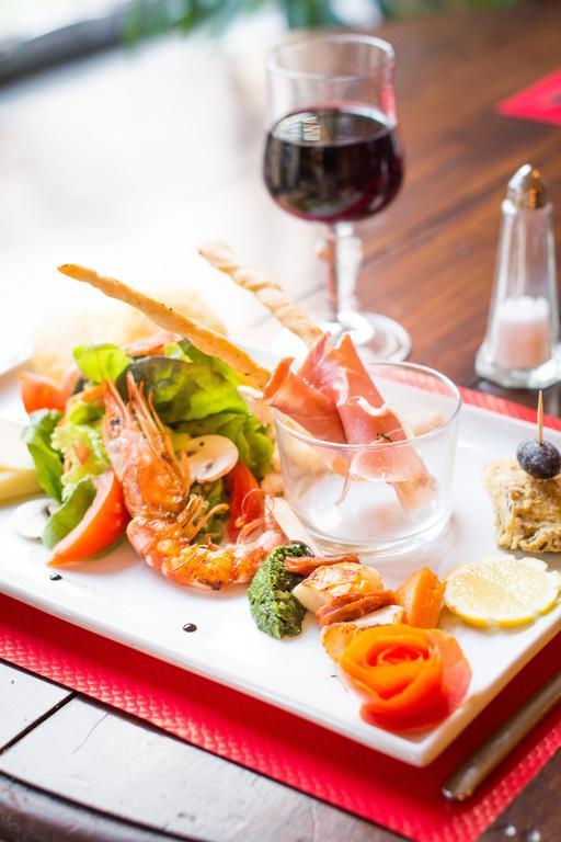 Hotel Restaurant Le Central Chateaurenard Luaran gambar